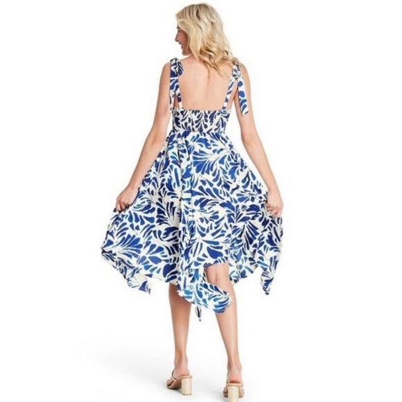 NWOT Alexis x Target Blue & White Dress with Asymmetric Hem. Size Medium - Picture 4 of 10